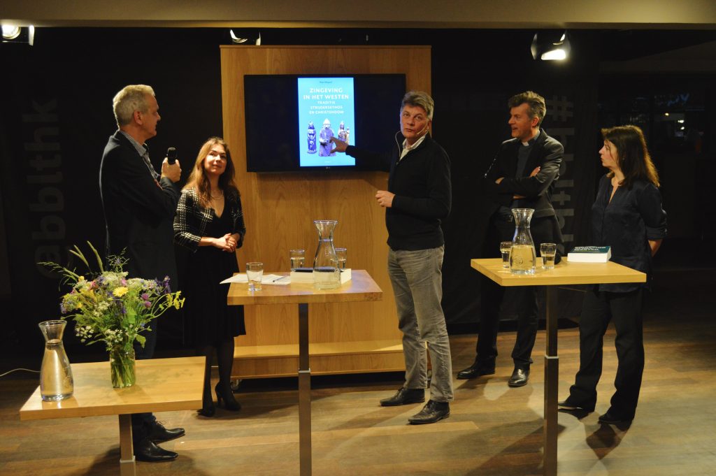 Discussie na presentatie van mijn boek, met Chris Keulemans, Lara de Brito, Manon Uphoff en Henri ten Have